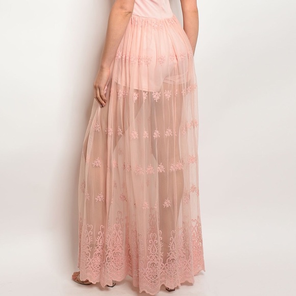 Embroidered Baby Pink Romper - Picture 3 of 3